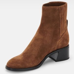 DOLCE VITA Stretch Suede Block Heel Booties sz 6.5 Preloved & Perfect!